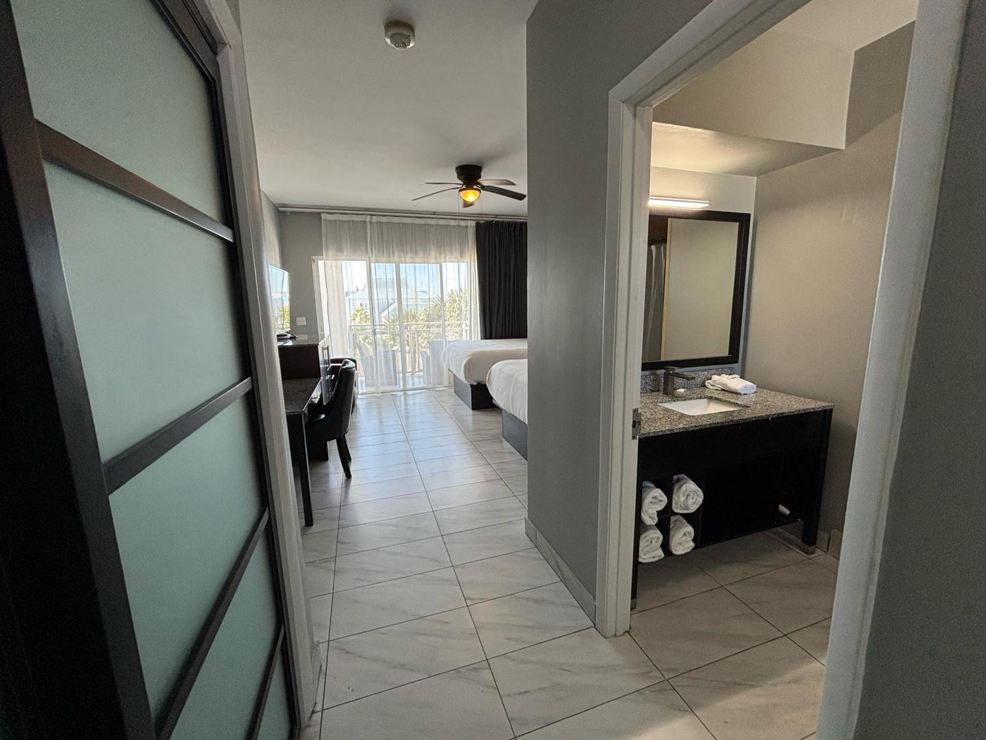 Grace Bay Suites Kültér fotó