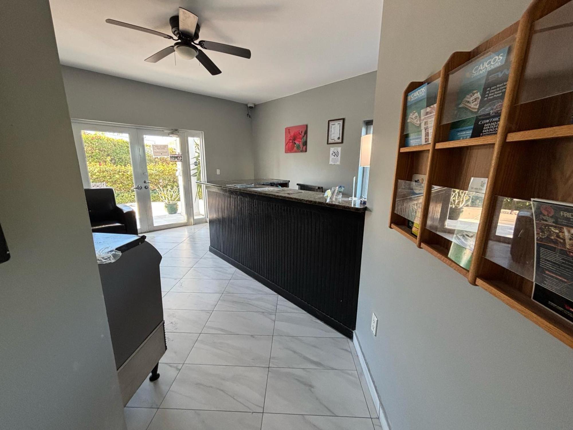 Grace Bay Suites Kültér fotó
